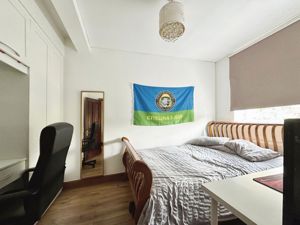 Bedroom 2- click for photo gallery